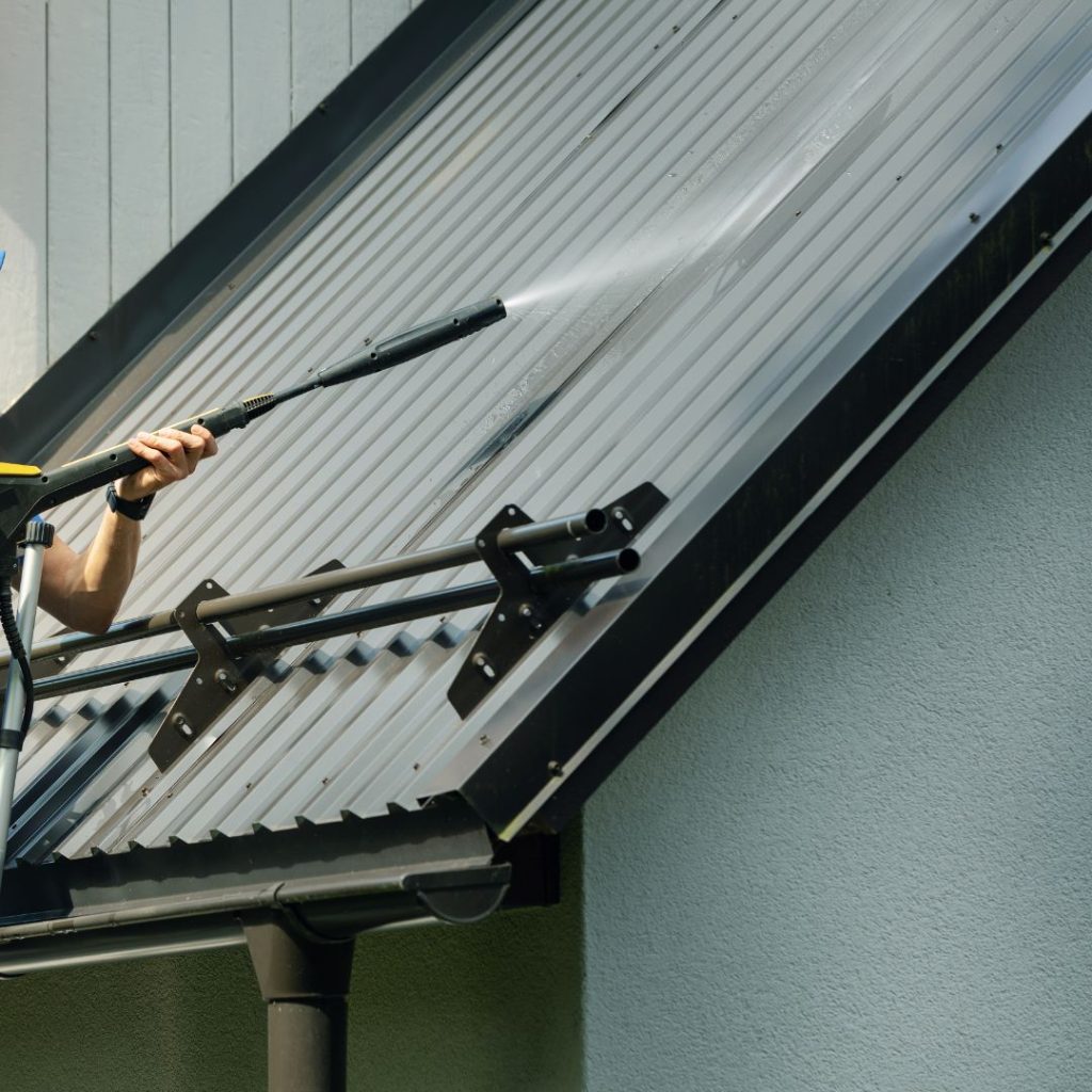 roof washing